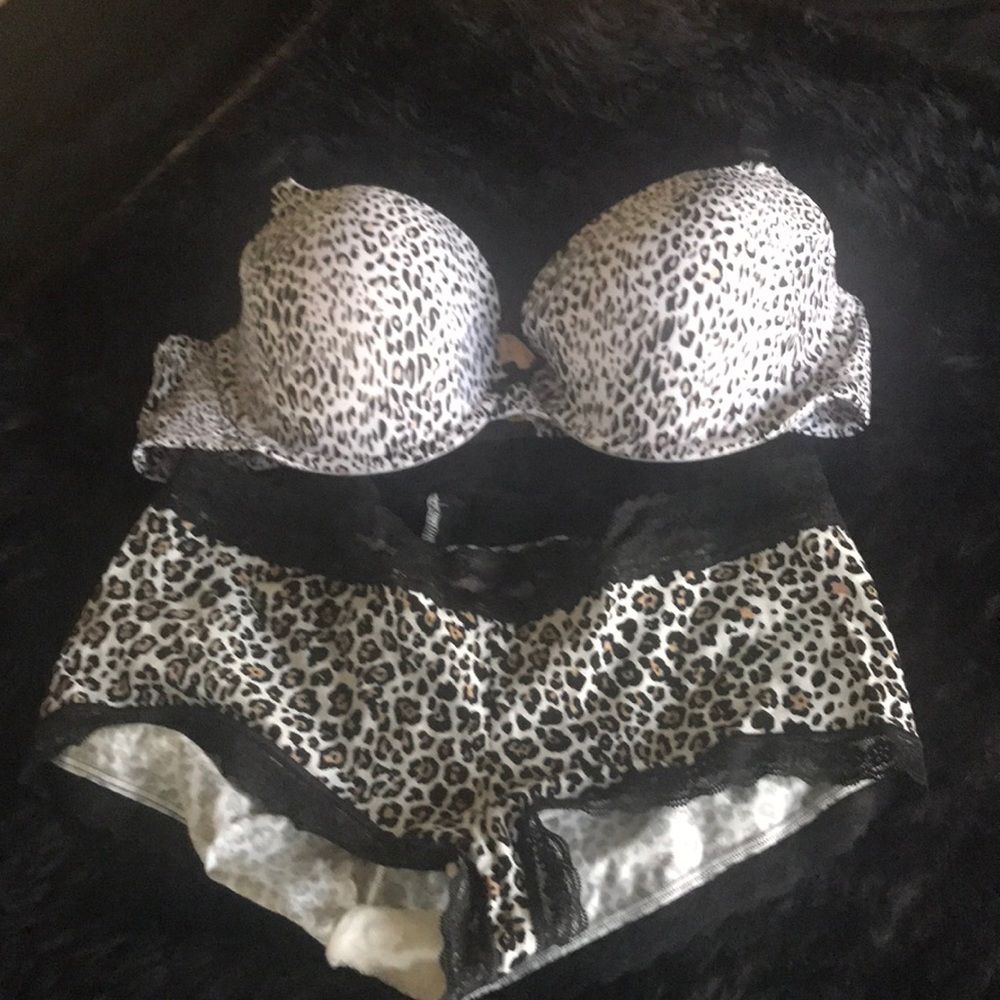 Victoria’s Secret bra and panty set